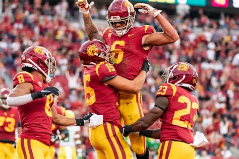 trojans football|latest usc trojan football news.